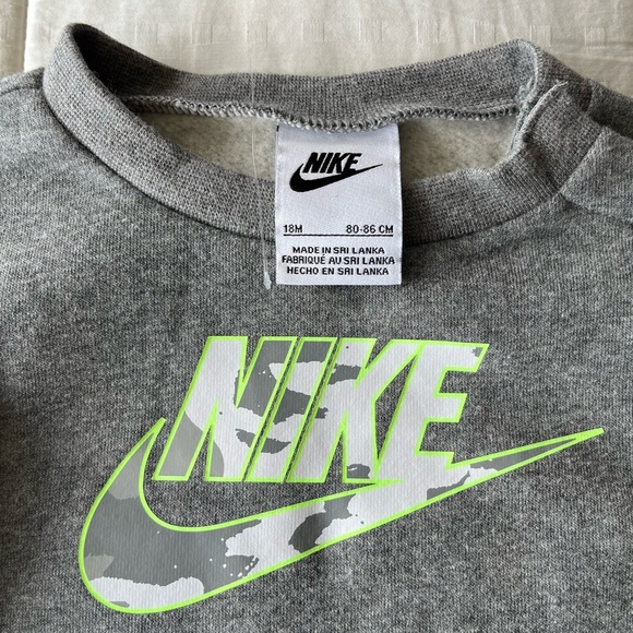 NWT Nike Kids Camo Sweatshirt 18 months - Picture 7 of 10
